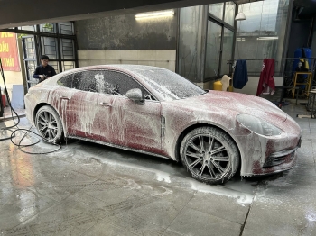 Dịch vụ rửa xe ô tô